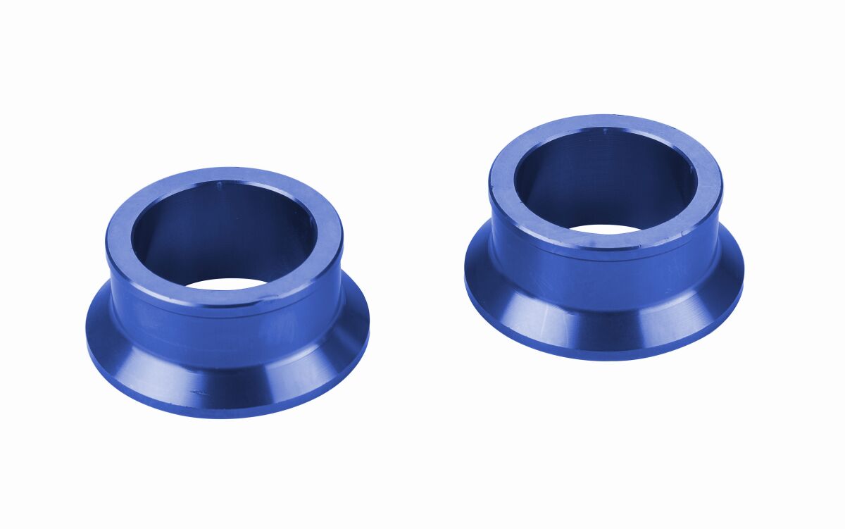 REPLACEMENT EXTERNAL SPACER REAR ALUMINUM BLUE