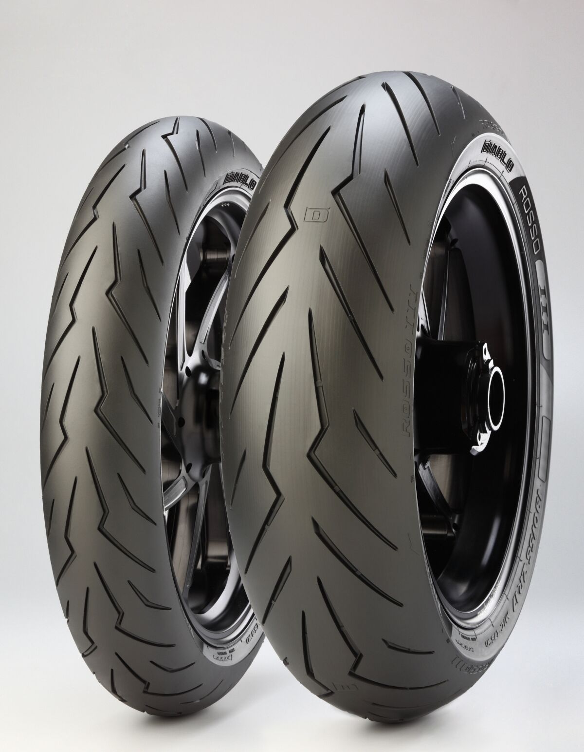 DBLRO3M 180/55ZR17 (73W)