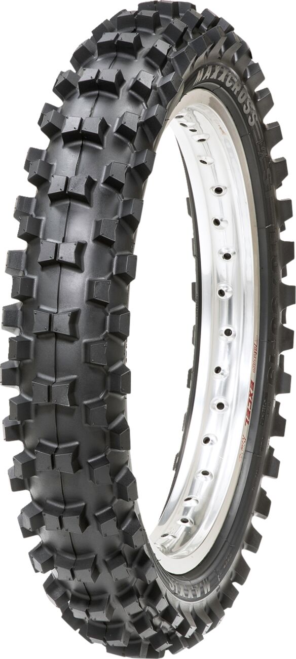 Tire M7332 Rear 90/100-16