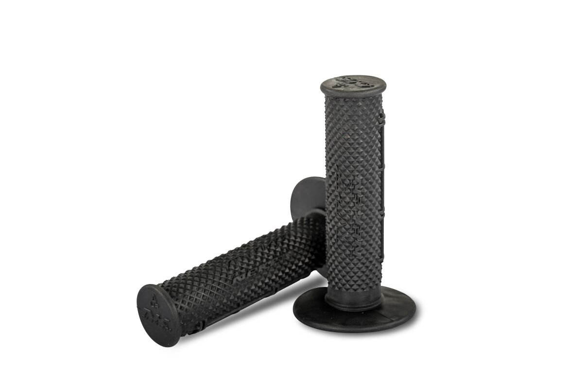 GRIPS  RUBBER BLACK