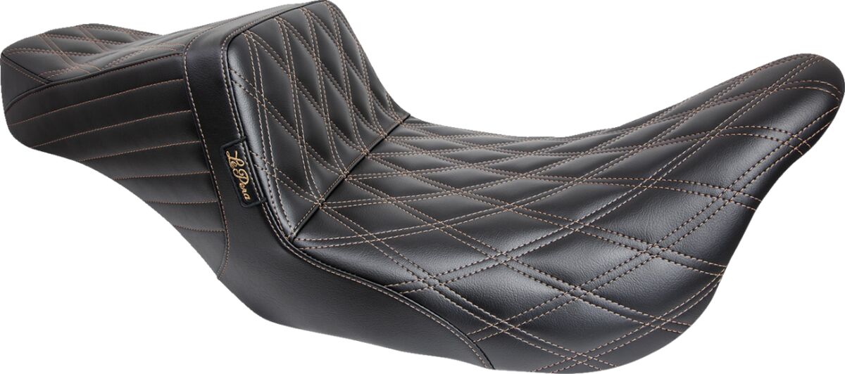 Tailwhip Seat - Double Diamond w/ Chestnut Thread
