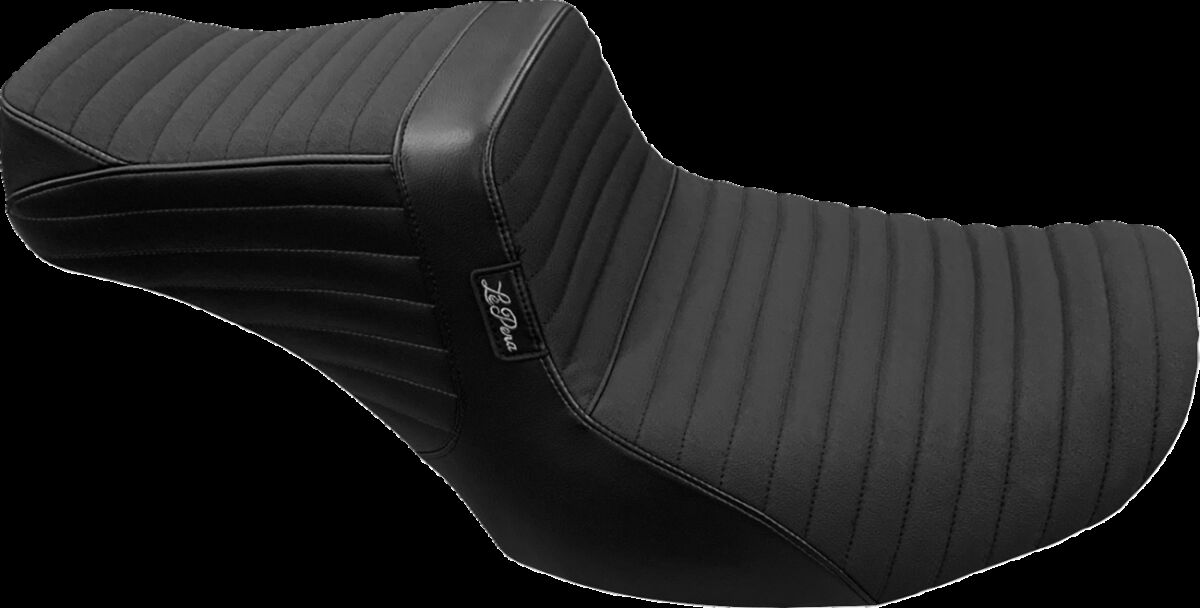 Tailwhip Seat - Pleated w/ Gripper