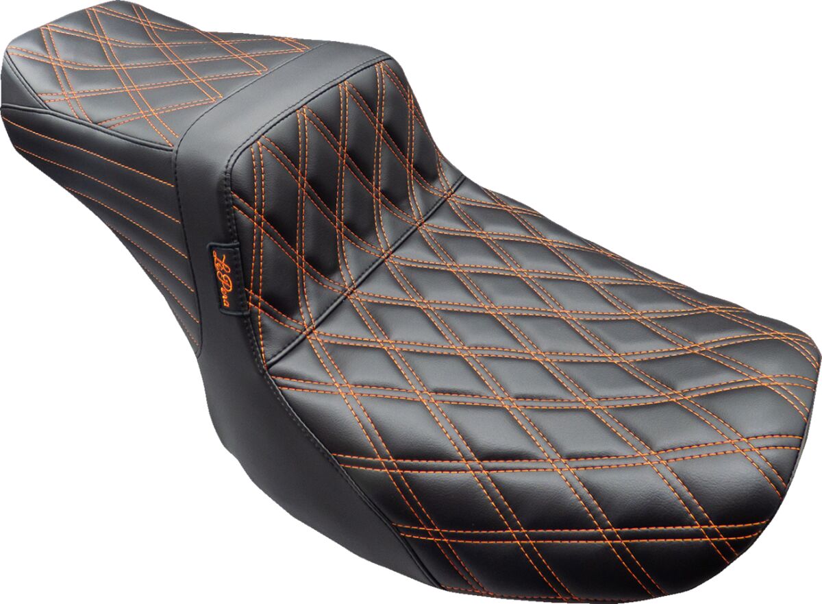 SEAT TAILWHIP BURNT ORANGE DBL DMD 23,24 FLHXSE/FLTRXSE
