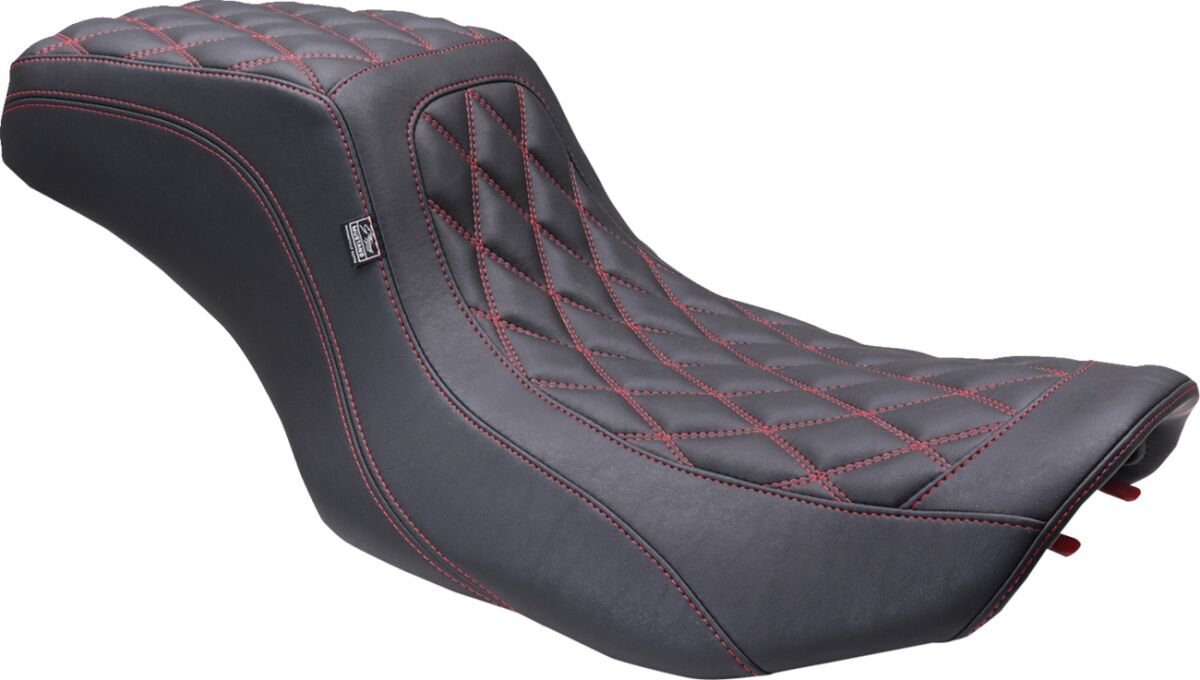 SEAT SQUAREBACK DDIAMOND BLACK CHERRY THREAD
