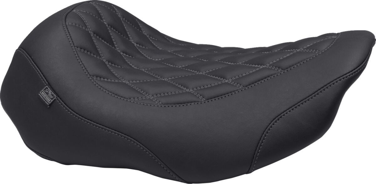 Wide Tripper™ Seat - Solo - Gun Metal Stitching