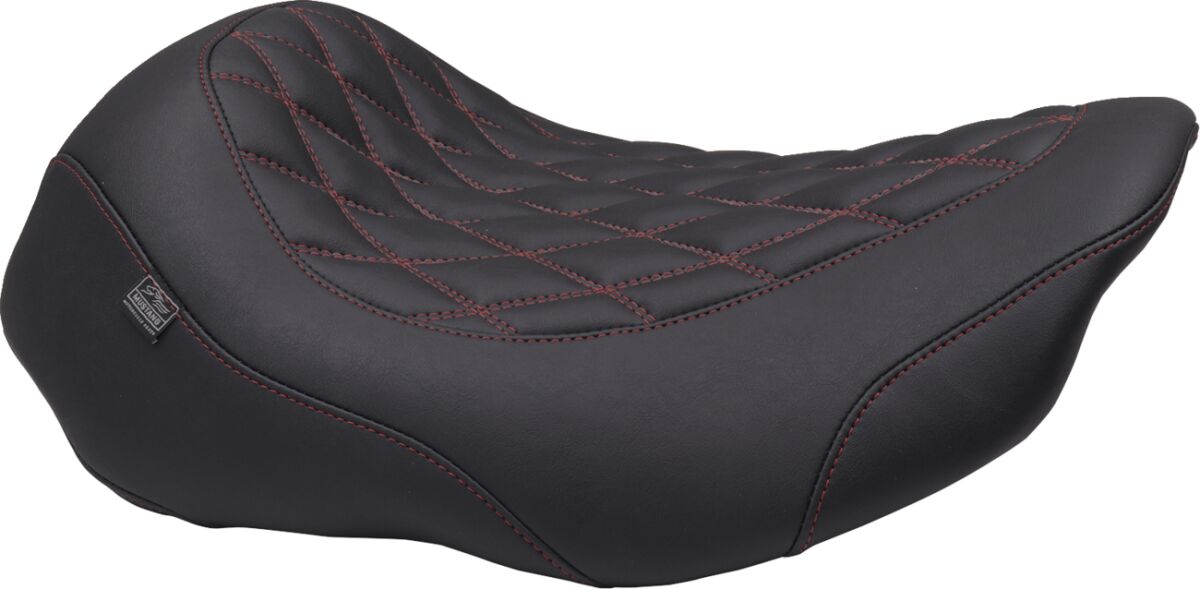 Wide Tripper™ Seat - Solo - Dark Cherry Stitching