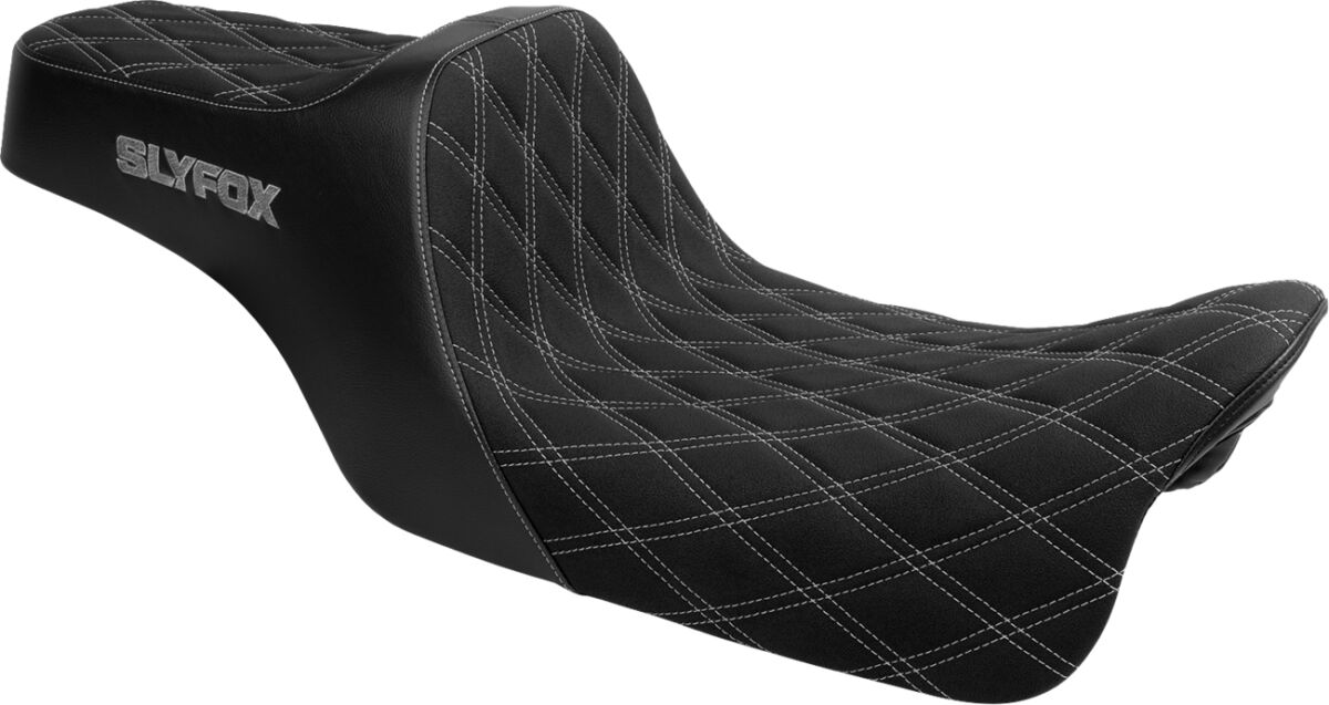 Highnoon Seat - Double Diamond - Silver Logo - Touring