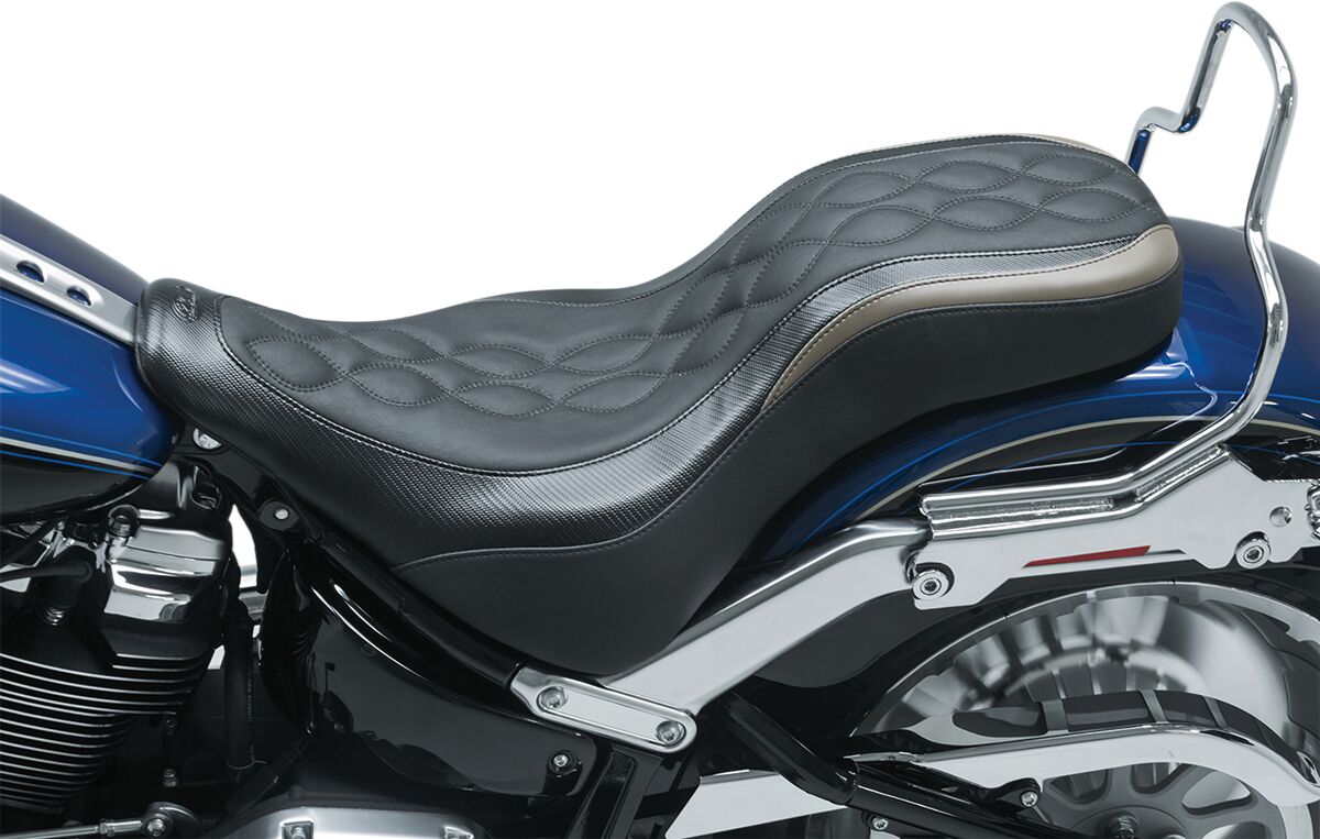 SEAT WIDE TRIPPER W/O BACKREST SOLO BLACK
