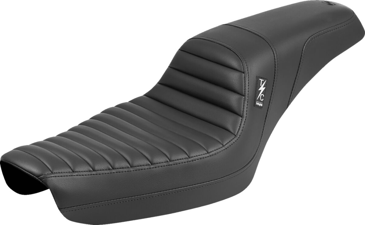 Thrashin' Pro Series Seat - Tuck-n-Roll - Dyna