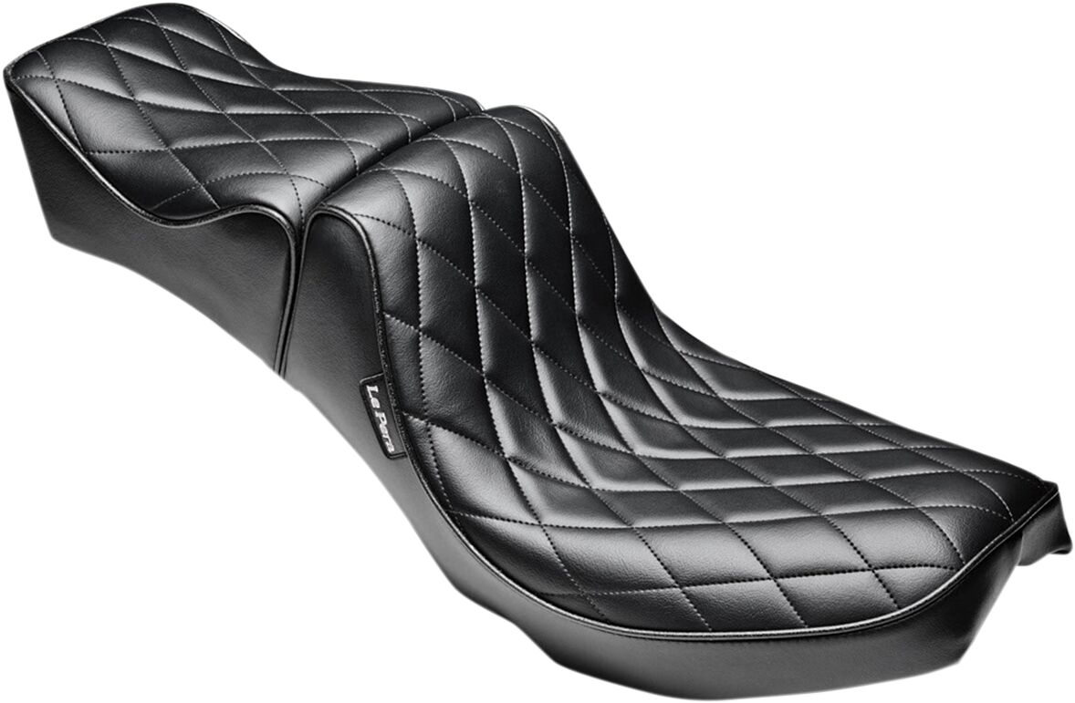 SEAT REGAL SERIES II DIAMOND STITCHED BLACK
