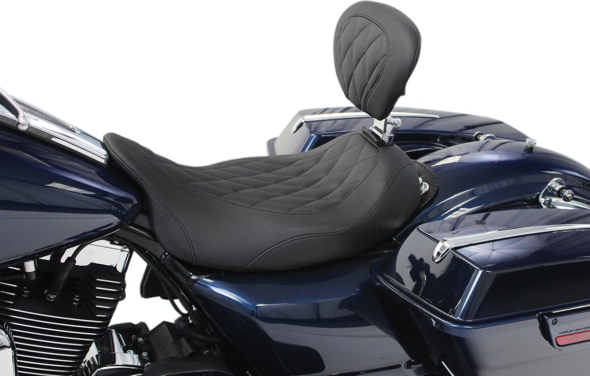 WIDE TRIPPER SOLO SEAT WITH REMOVABLE DRIVER BACKREST