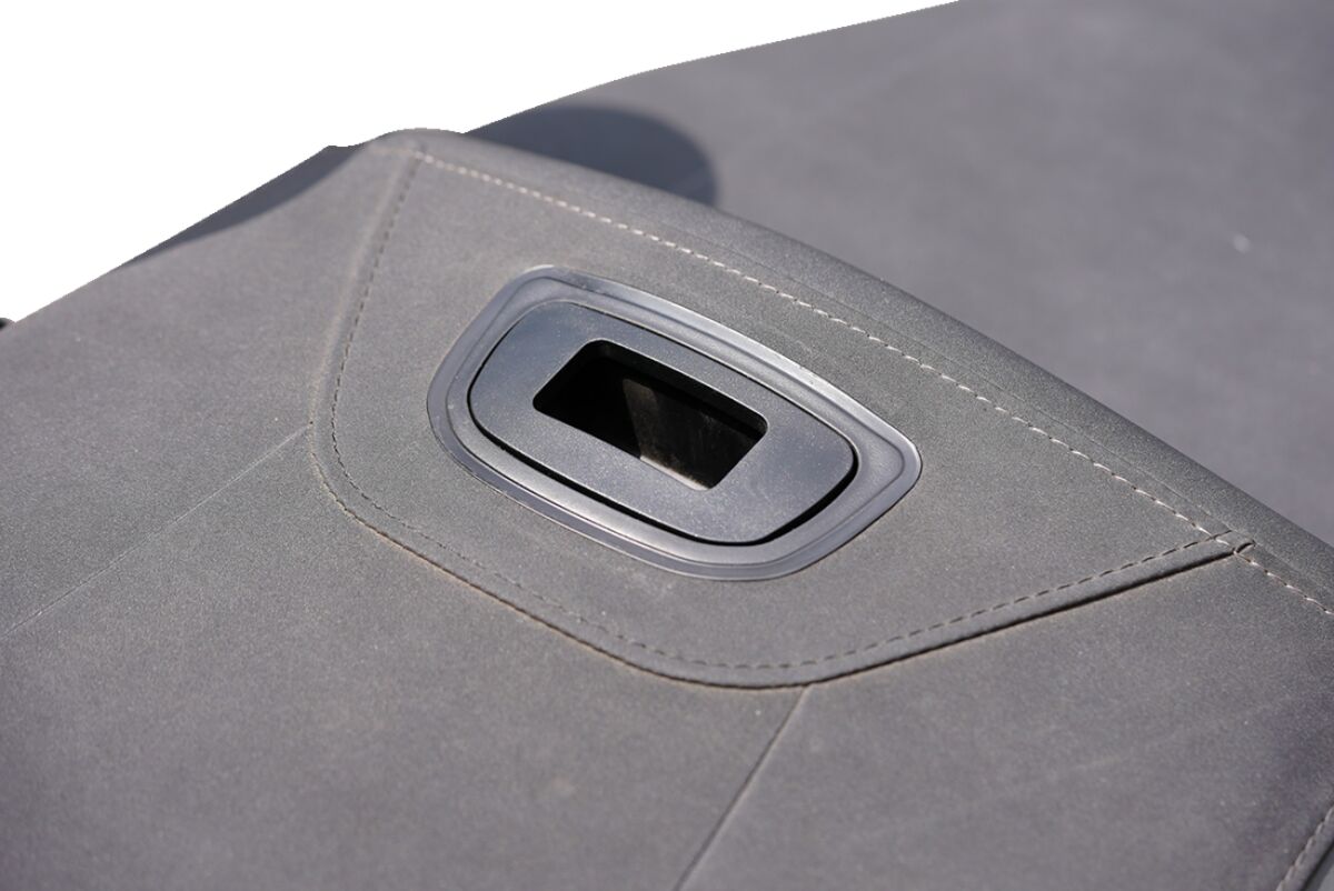 SLOTTED SEAT PLUG GL1800