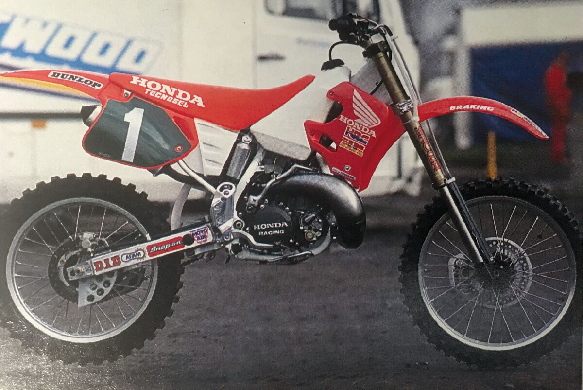 Istmekate Team Honda 92