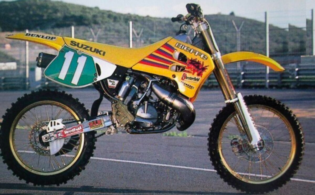 Istmekate Team Suzuki 93