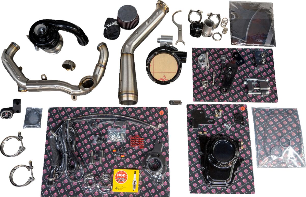 Turbo Tornado M8, kroom