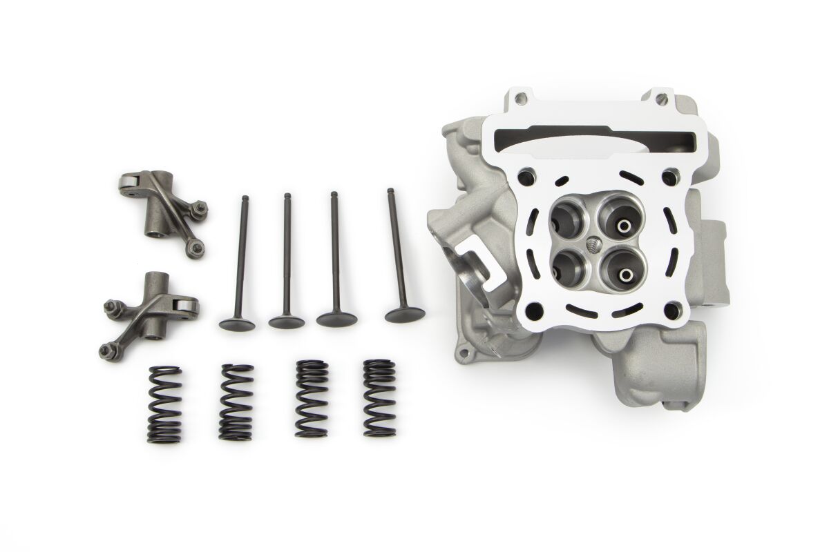CYLINDER HEAD
