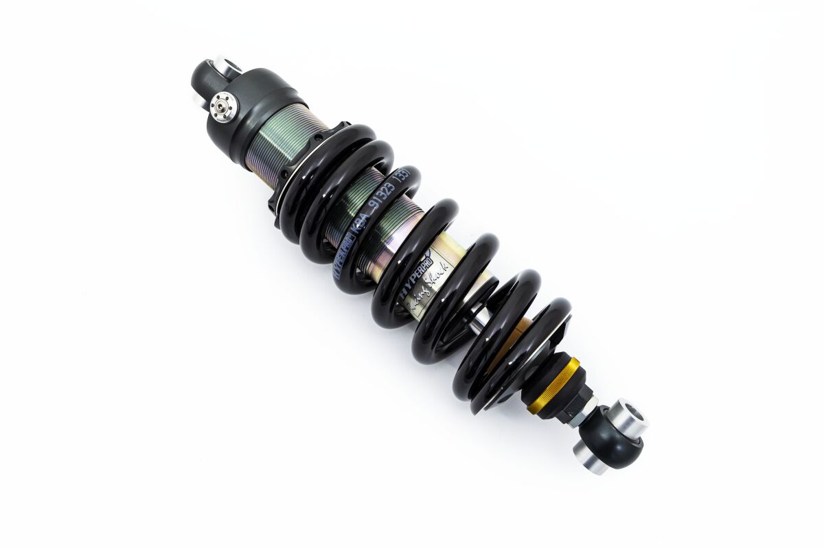 Emulsioonamortisaator, Triumph Bobber 17-