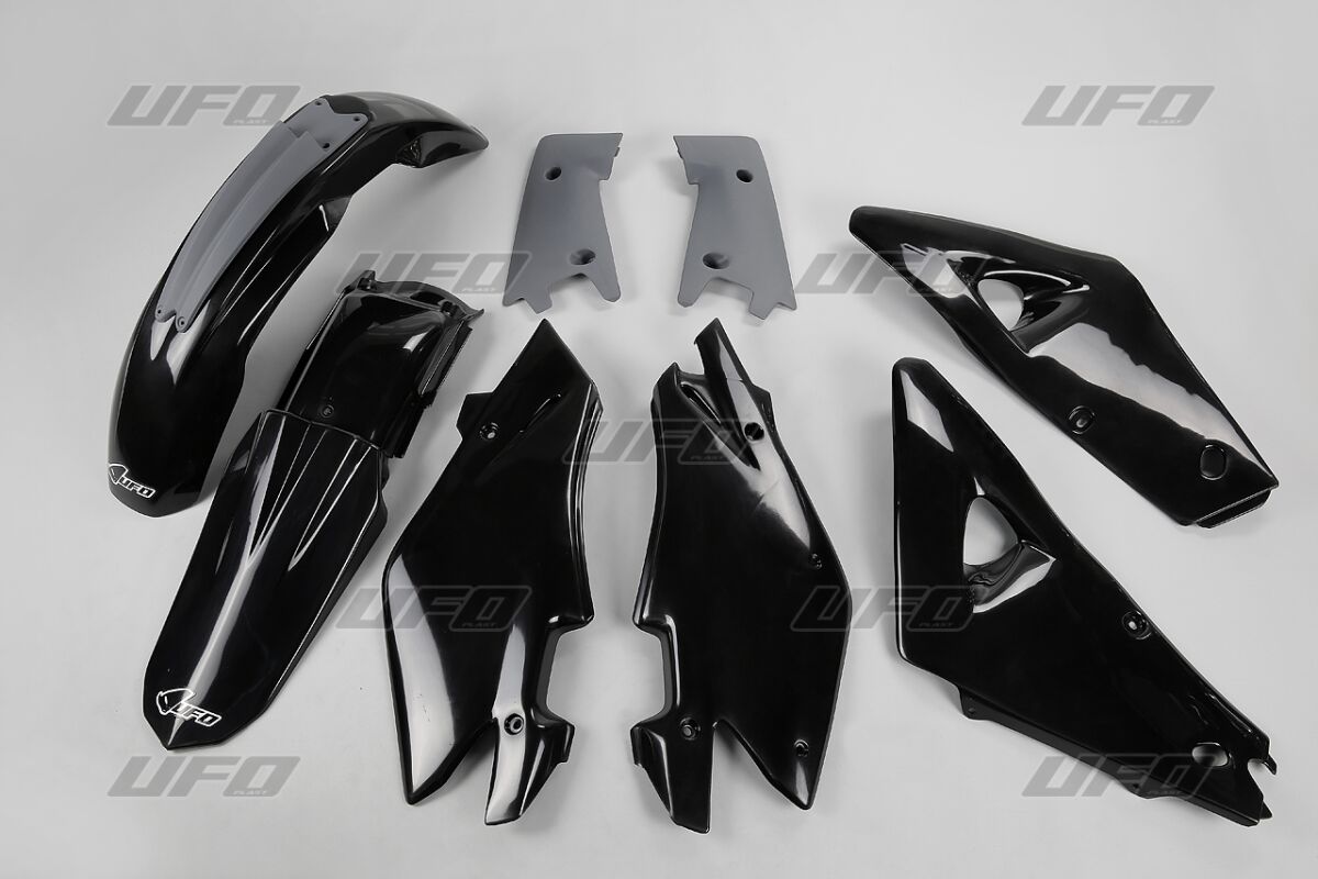 Täielik plastikukomplekt, HUSQVARNA CR 125/250, must