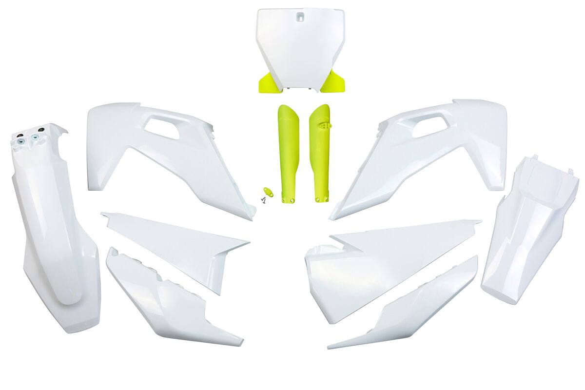 Täielik plastikukomplekt, OEM 19