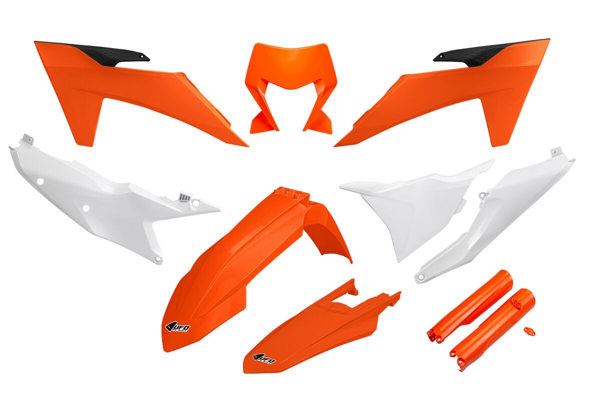 Täielik plastikukomplekt EXC/F 24-, OE