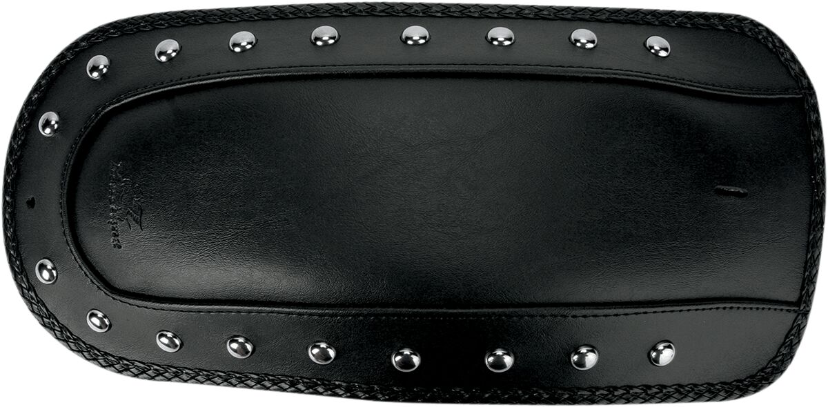 Poritiiva padi, vinüül, kroomitud neetidega, üheistmelistele istmetele