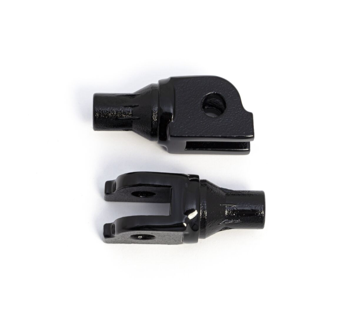 Adapterid, koonilised, esimene jalatugi, S
