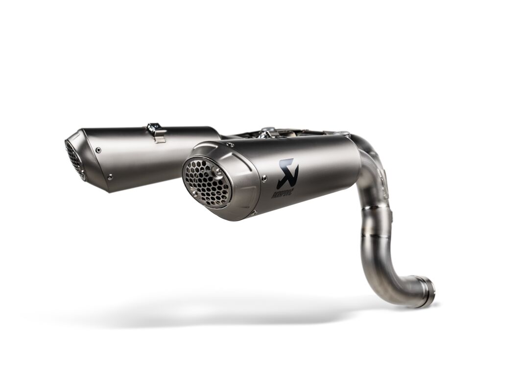 SLIP-ON LINE DUAL MUFFLER TITANIUM