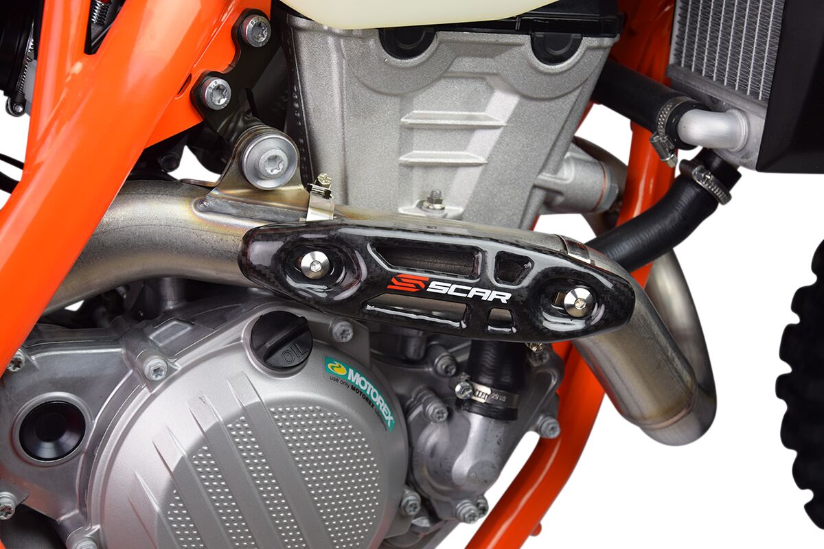 CARBON EXHAUST HEAT GUARD