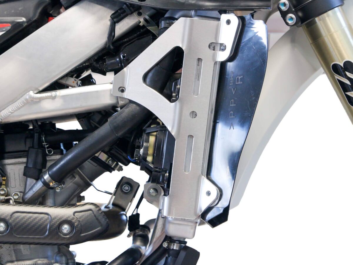 RADIATOR BRACE WRF/XEF AL