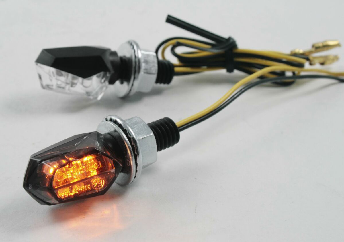 LED suunatuli, läbipaistev klaas, ABS, must