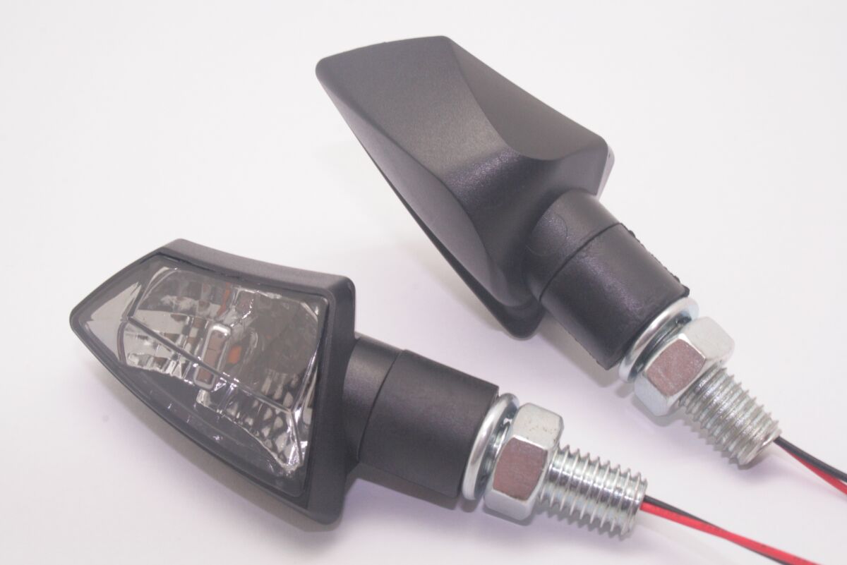 LED suunatuli, läbipaistev