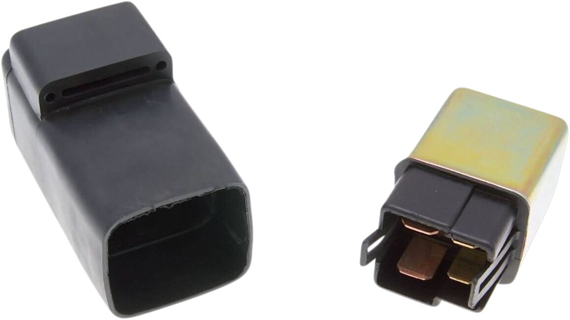 Starteri solenoid / relee