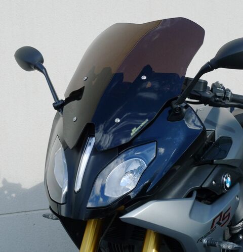 Tuuleklaas RC, BMWR1250RS, tumendatud