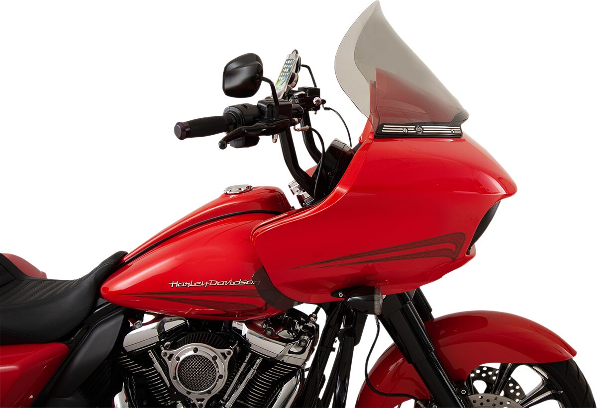 Tuuleklaas Flare, Pro turismi, 15", Road Glide, toonitud