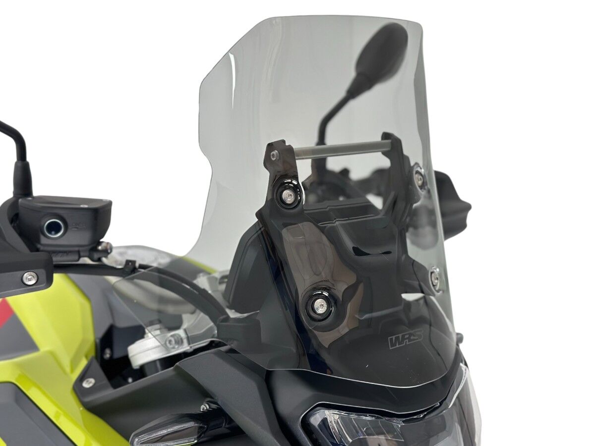 WRS tuuleklaas, turismi, BMW F900GS, tumendatud