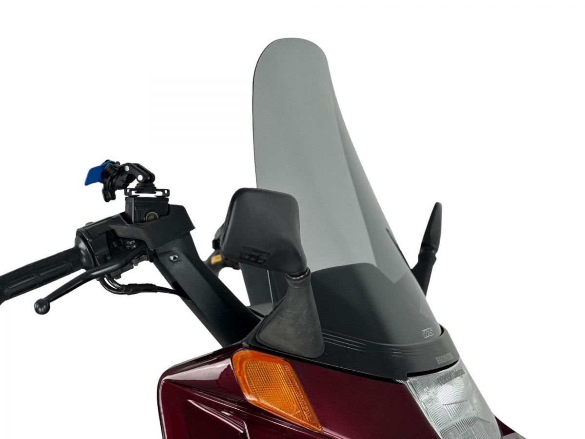 Tuuleklaas, standardne, Honda CN250/Spazio/Helix, tumendatud