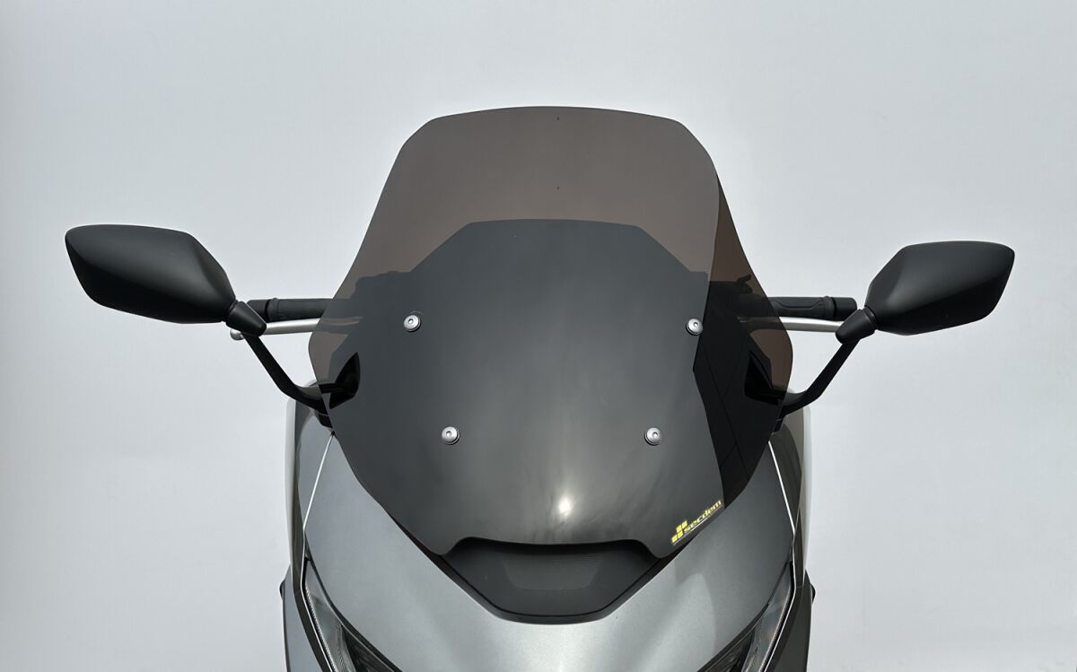 Tuuleklaas ST, Honda Forza750, tume