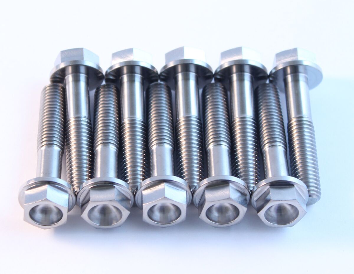 BOLTS TITANIUM RACING LOOK