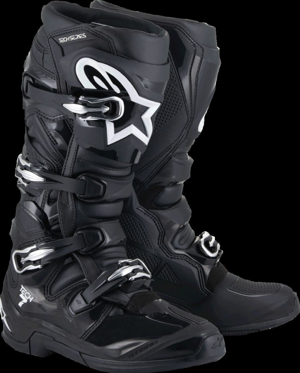 Saabas Tech 7, must, 16